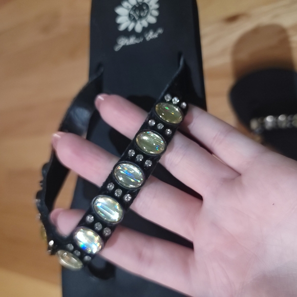 Yellow Box Black Sandals with Gold Accents - Picture 2 of 7